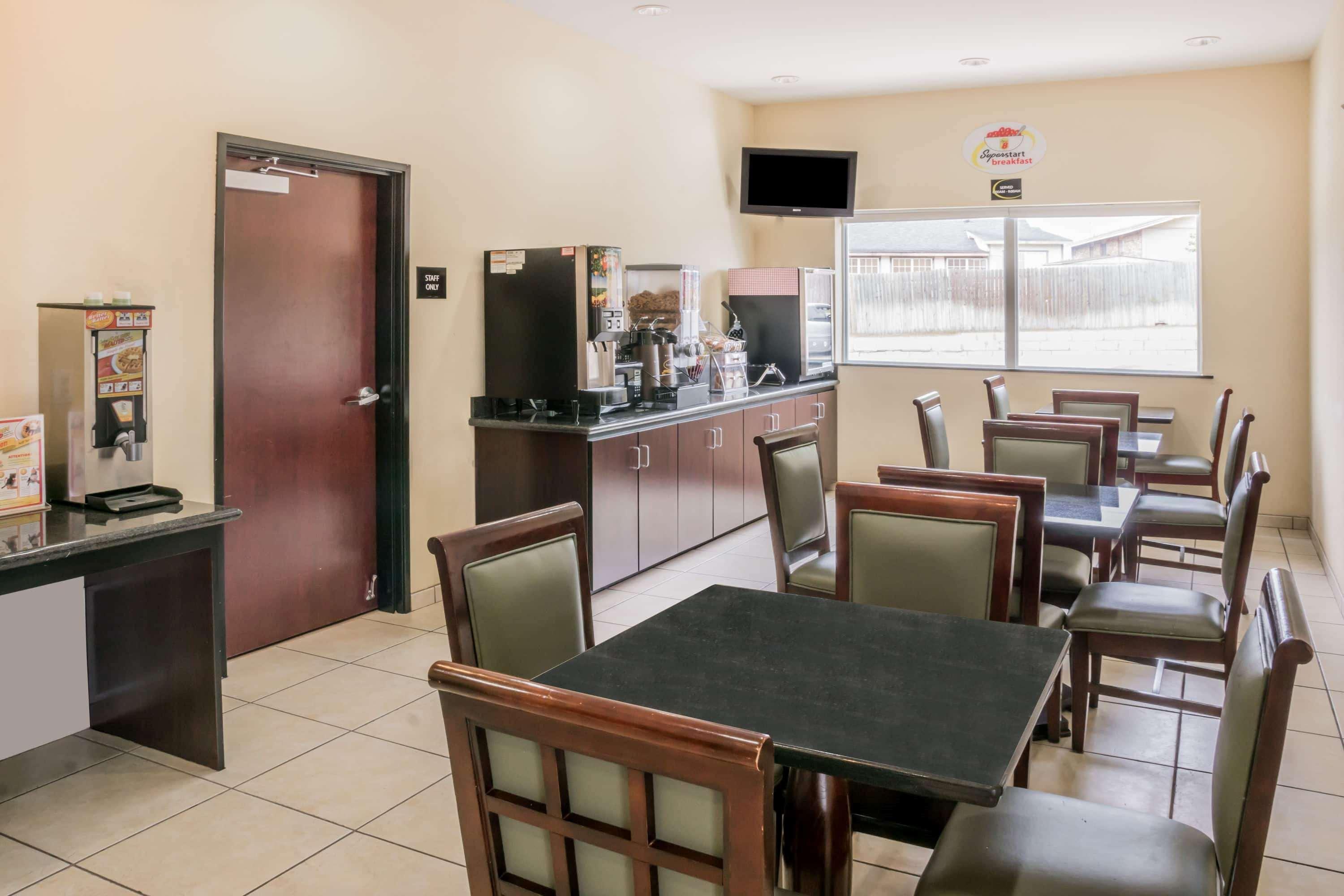 Super 8 By Wyndham Harker Heights Killeen - Fort Cavazos Екстериор снимка