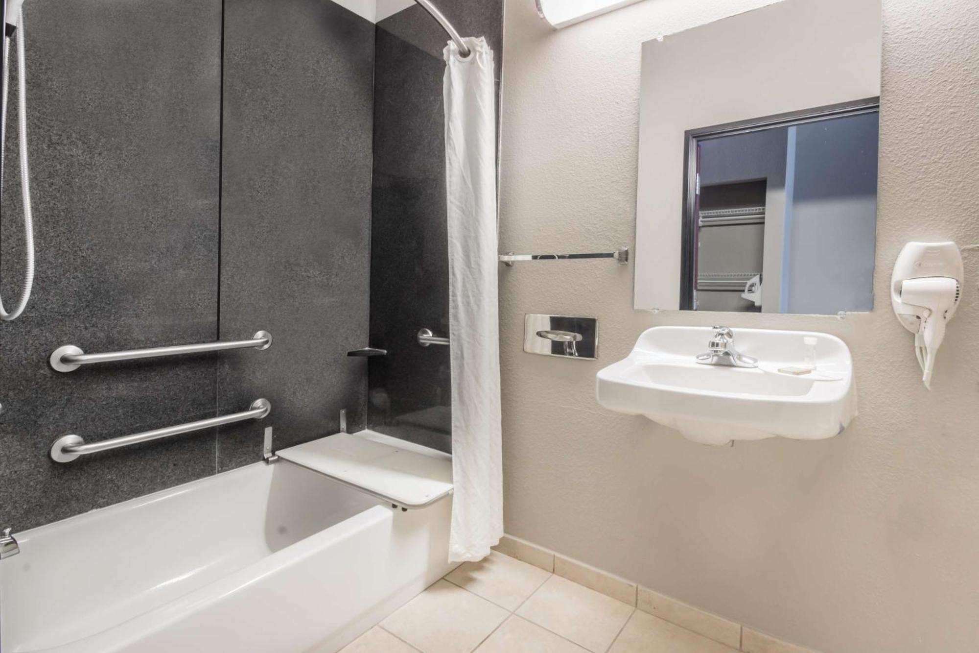 Super 8 By Wyndham Harker Heights Killeen - Fort Cavazos Екстериор снимка